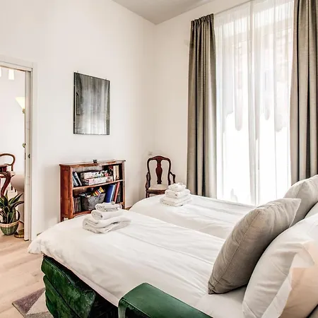 3 Bedrooms Vatican Rome City Center Apt Exterior photo
